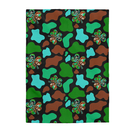 Cow & Clover Velveteen Plush Blanket